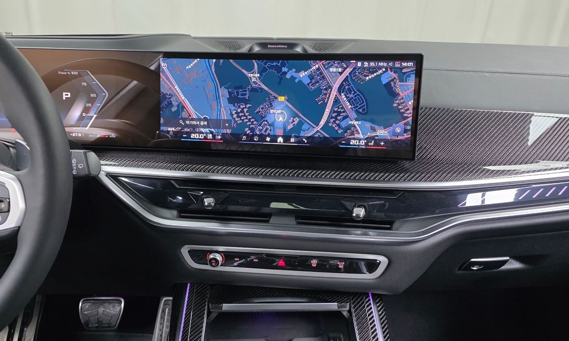 BMW X7 2025