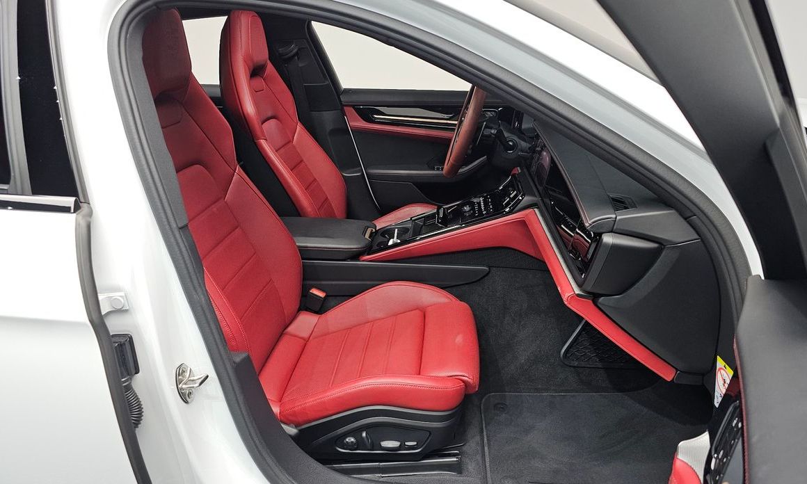Porsche Panamera 2024