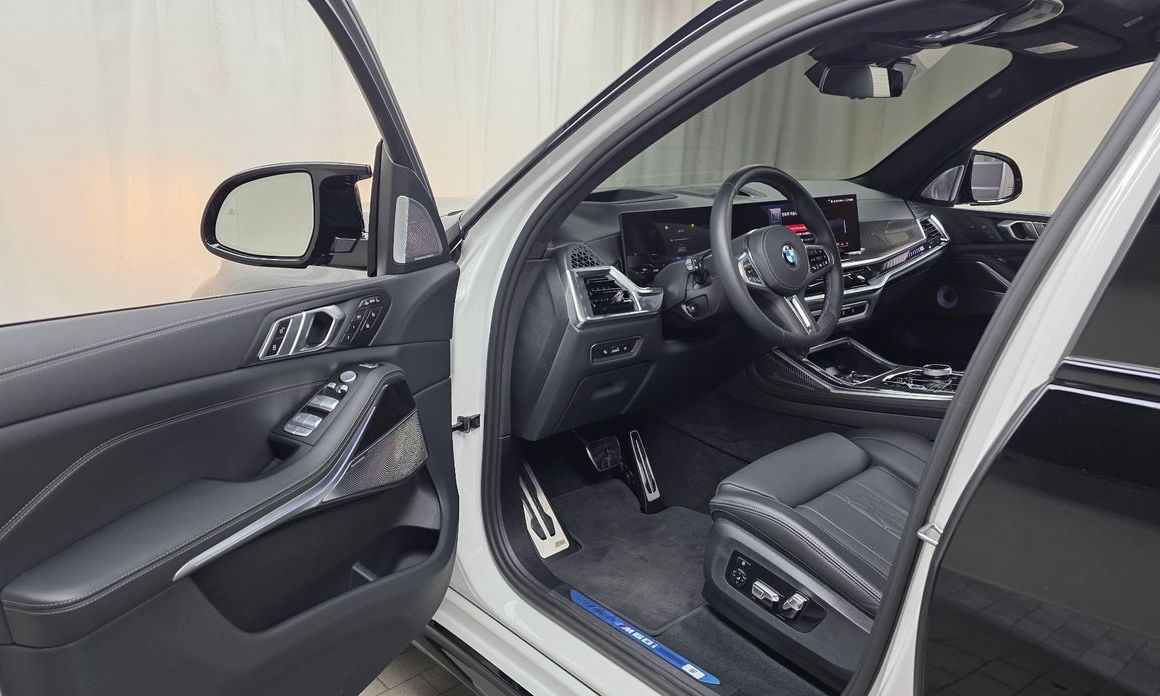 BMW X7 2025