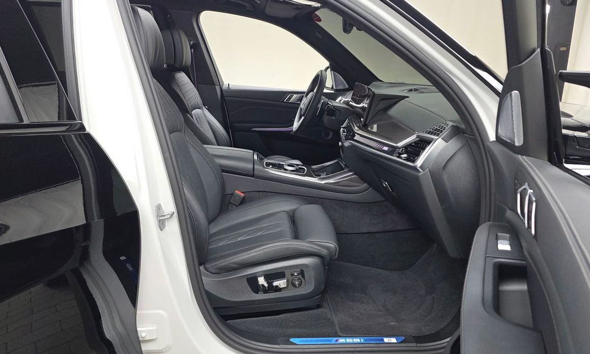 BMW X7 2025