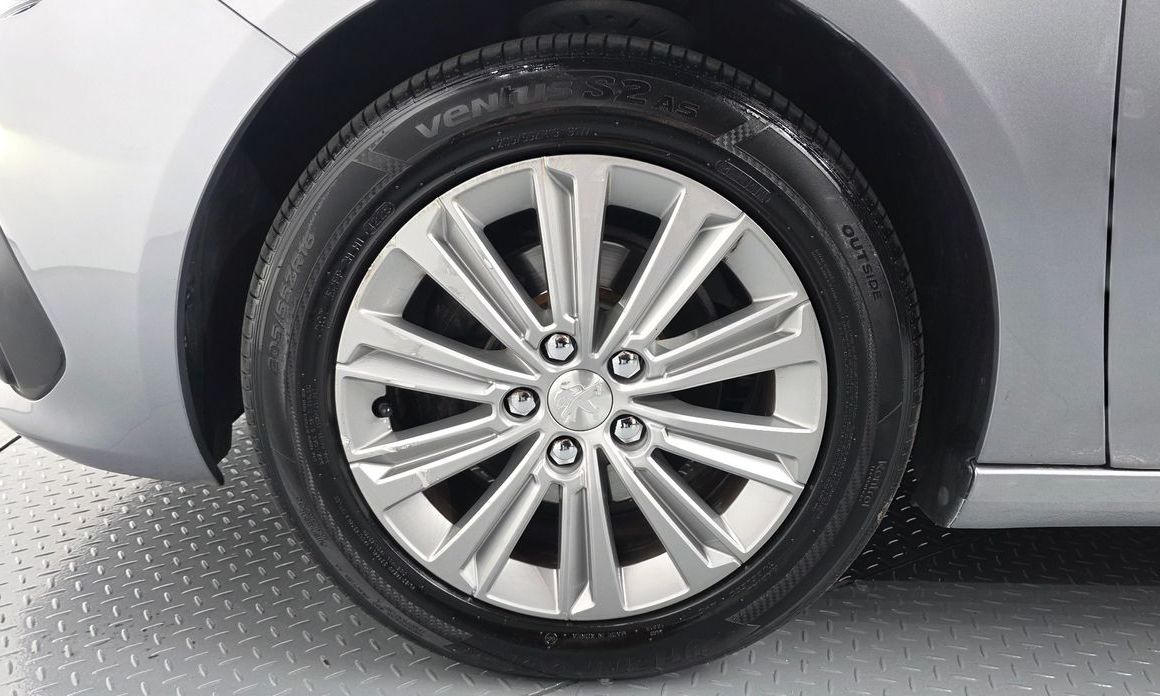 Peugeot 308 2018