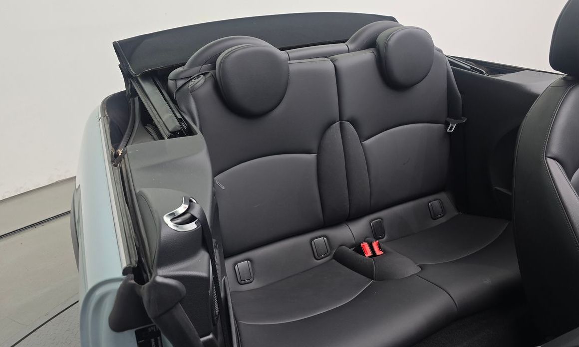 Mini Cooper Convertible 2014