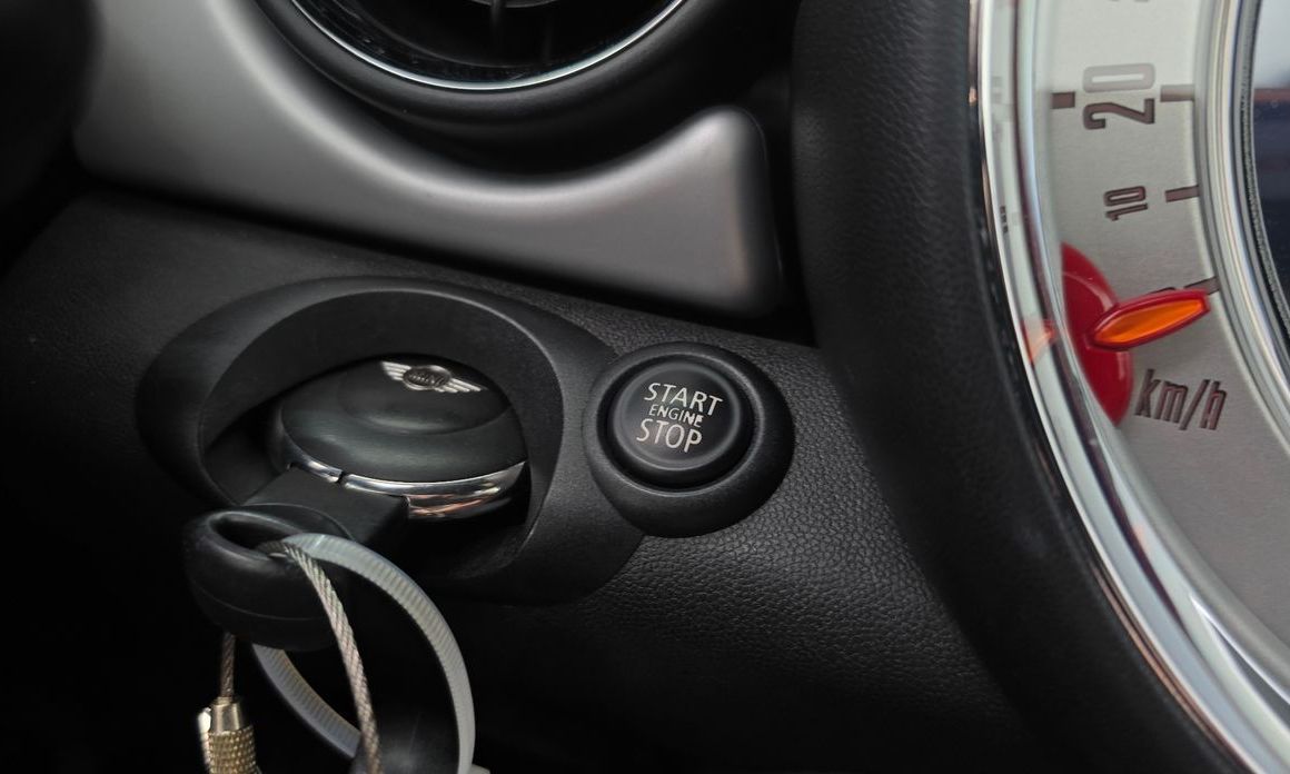 Mini Cooper Convertible 2014