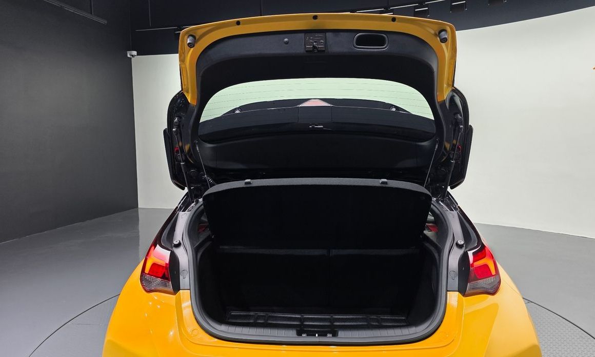 Hyundai Veloster 2018