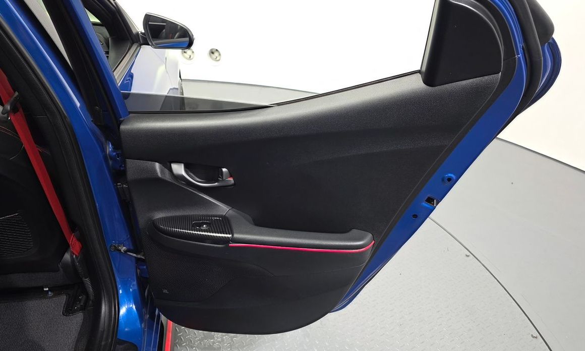Hyundai Veloster 2018