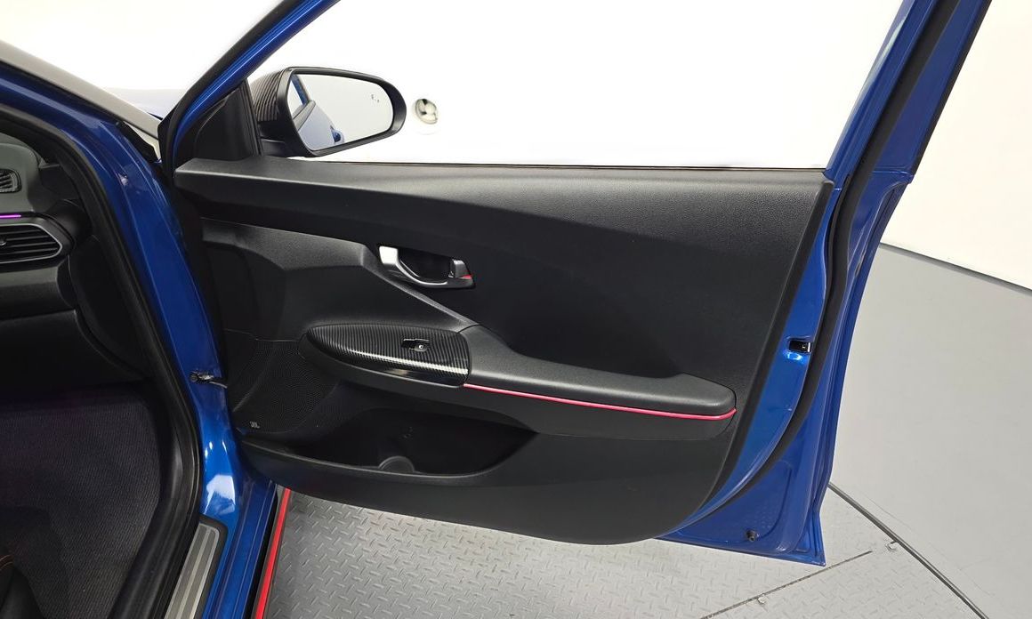 Hyundai Veloster 2018