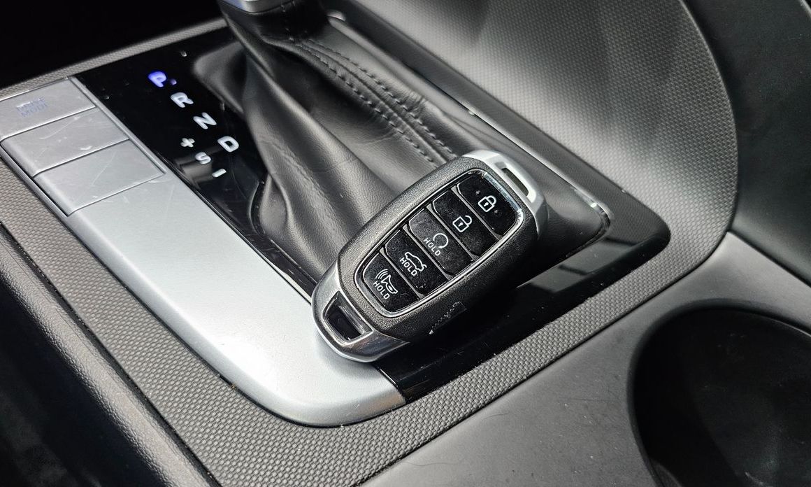 Hyundai AVANTE 2021