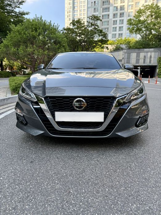 Nissan Altima 2019