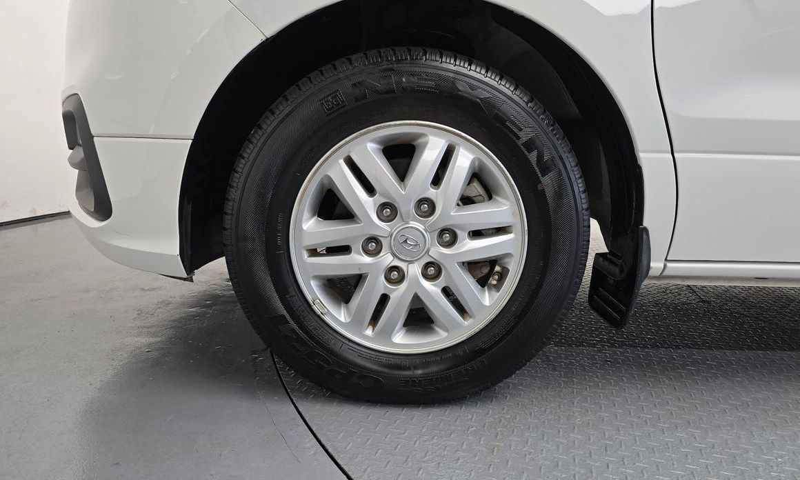 Hyundai Starex 2021