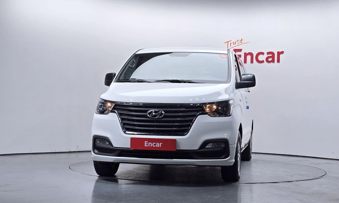 Hyundai Starex 2021