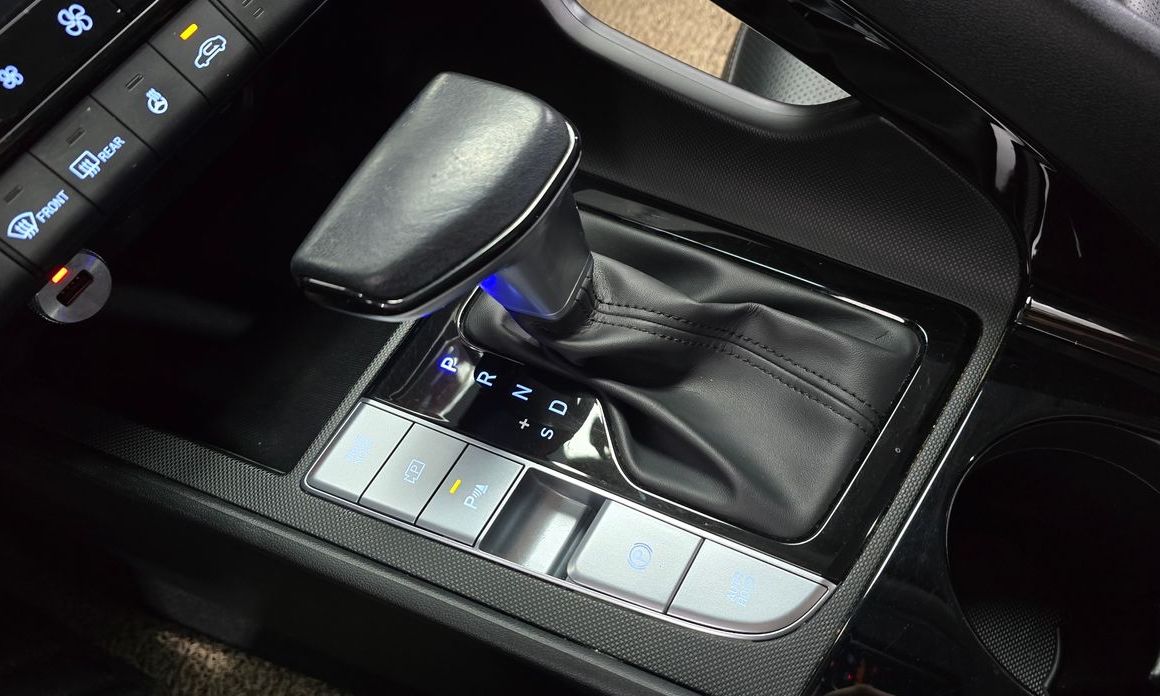 Hyundai AVANTE 2022