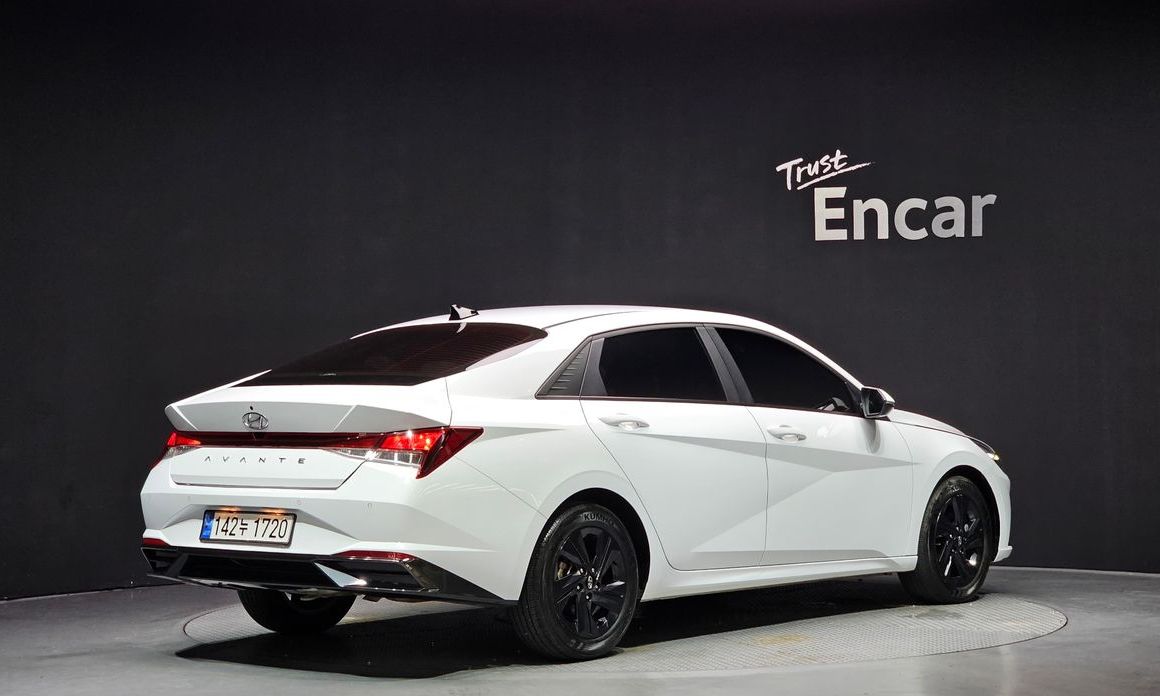 Hyundai AVANTE 2023