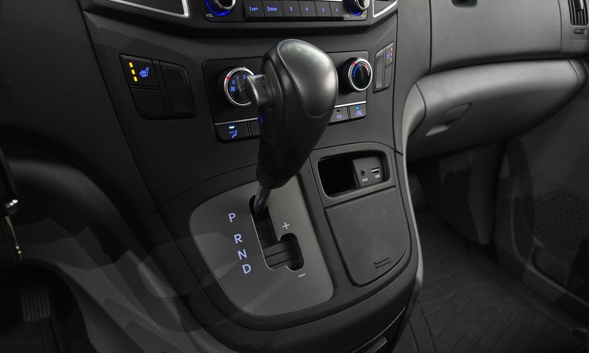 Hyundai Starex 2021
