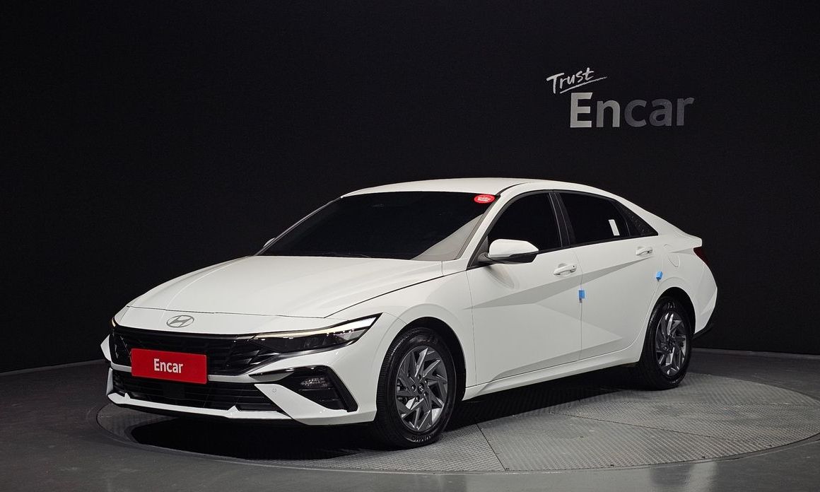 Hyundai AVANTE 2025