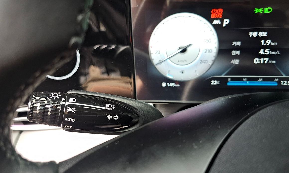 Hyundai AVANTE 2023