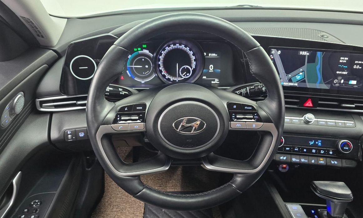 Hyundai AVANTE 2022