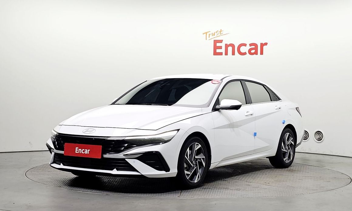 Hyundai AVANTE 2025