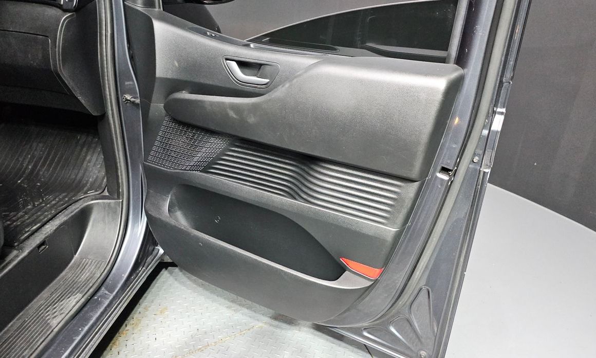 Hyundai Staria 2022