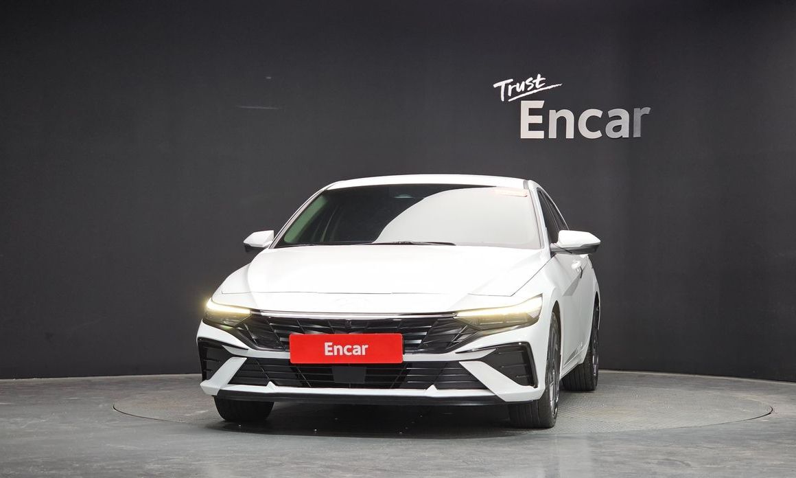 Hyundai AVANTE 2025