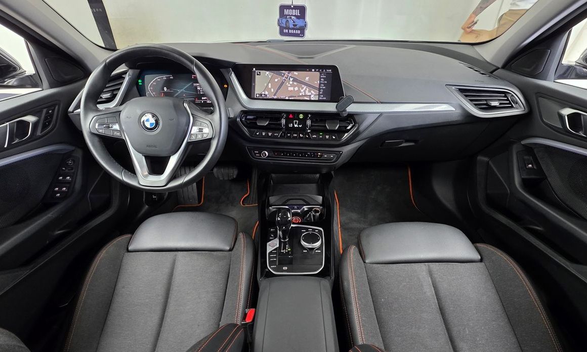 BMW 1-Series 2021