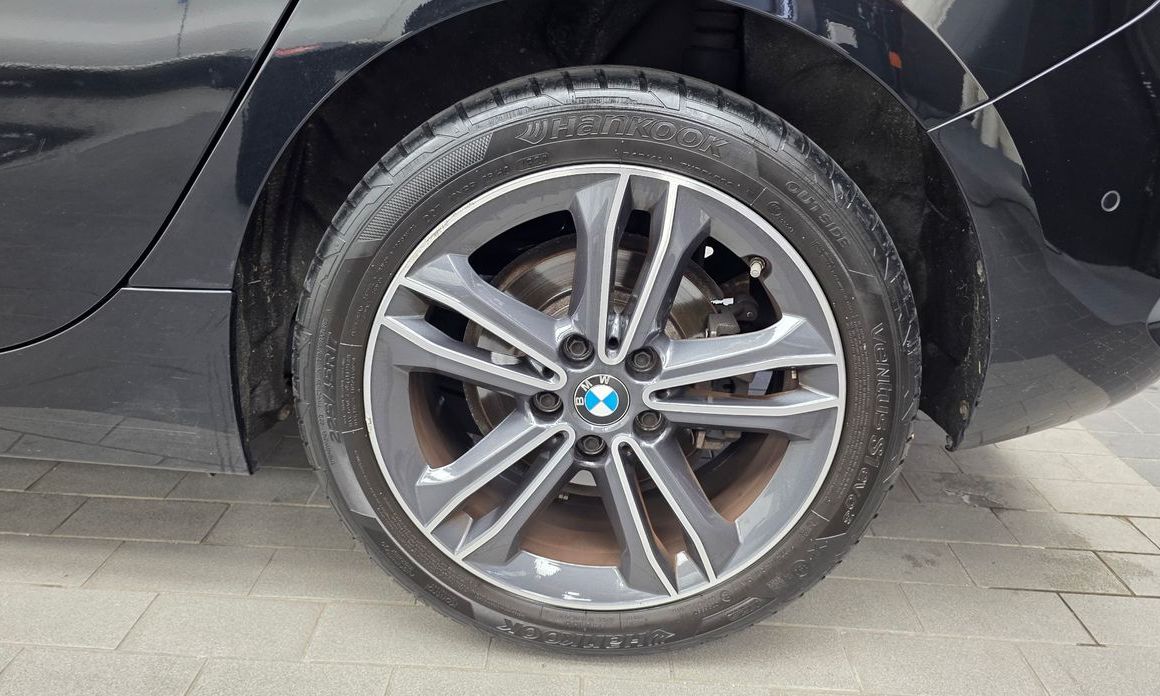 BMW 1-Series 2021