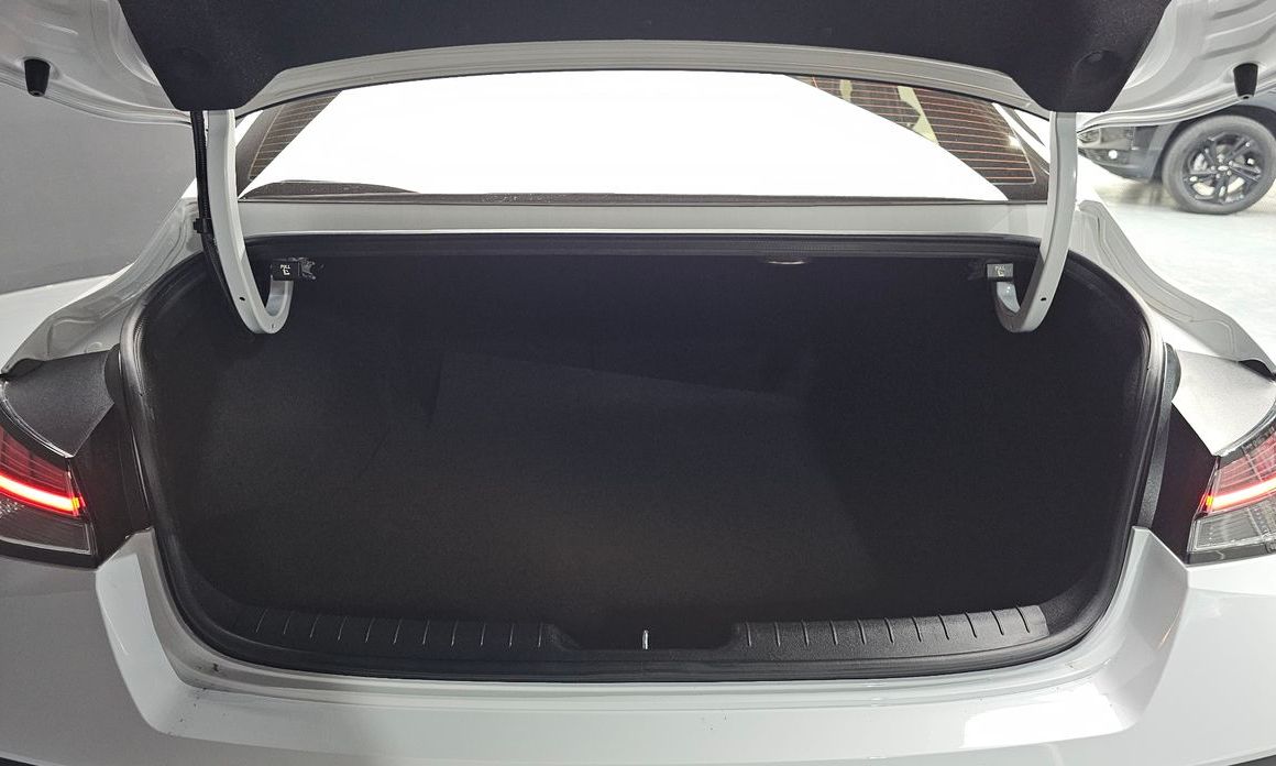 Hyundai AVANTE 2025
