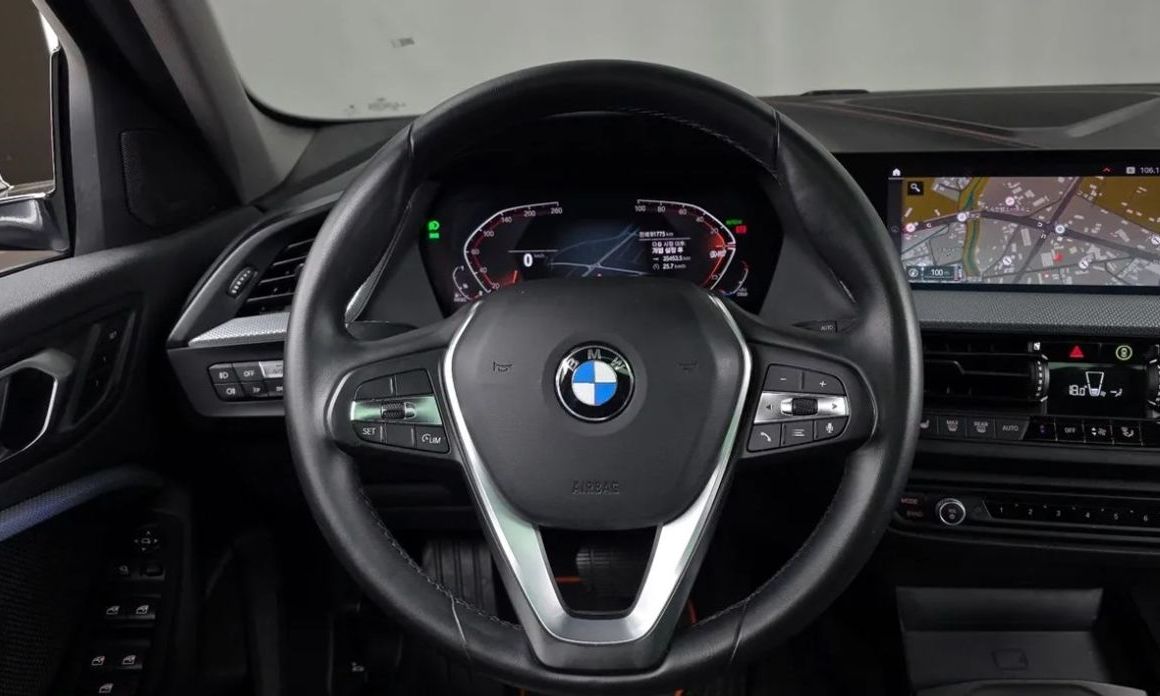 BMW 1-Series 2021
