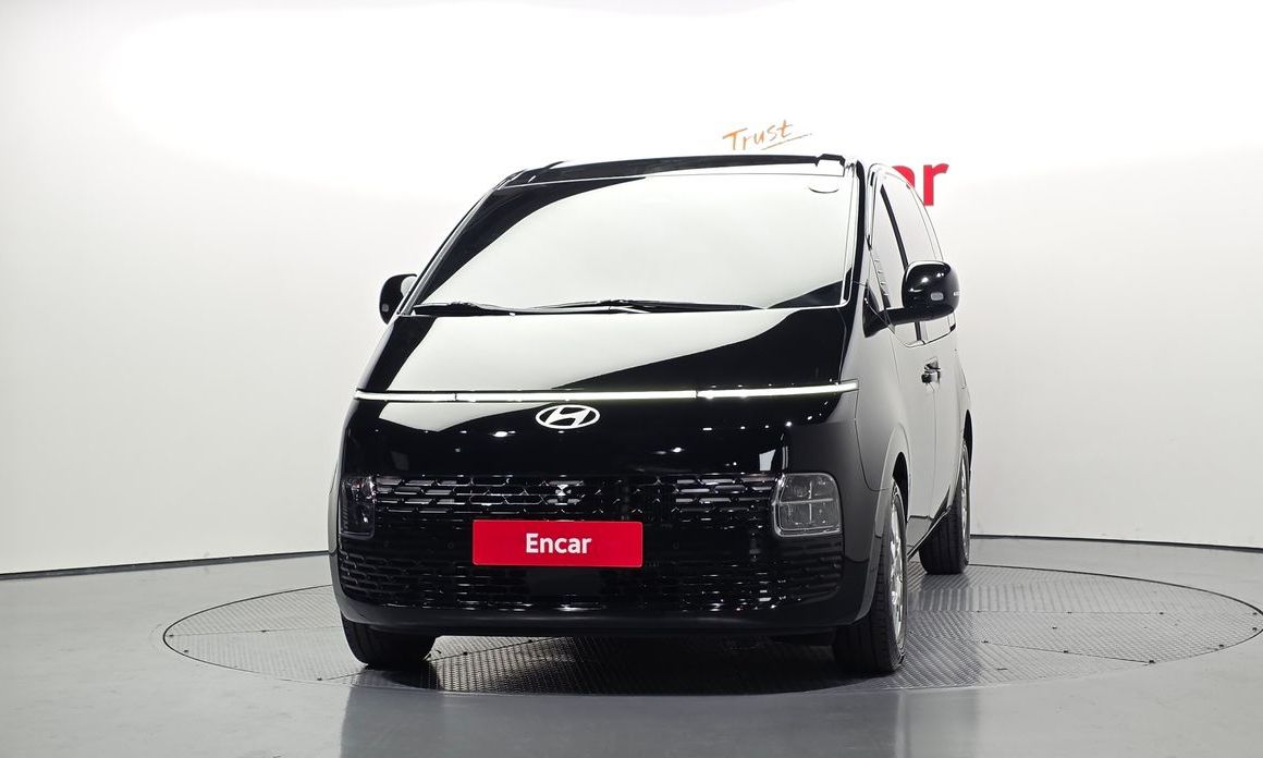 Hyundai Staria 2025