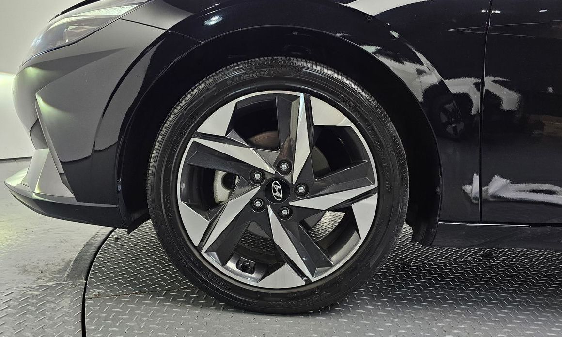 Hyundai AVANTE 2023