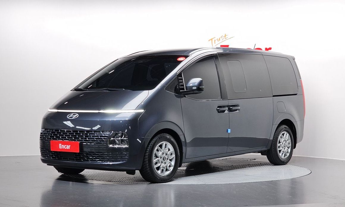 Hyundai Staria 2025