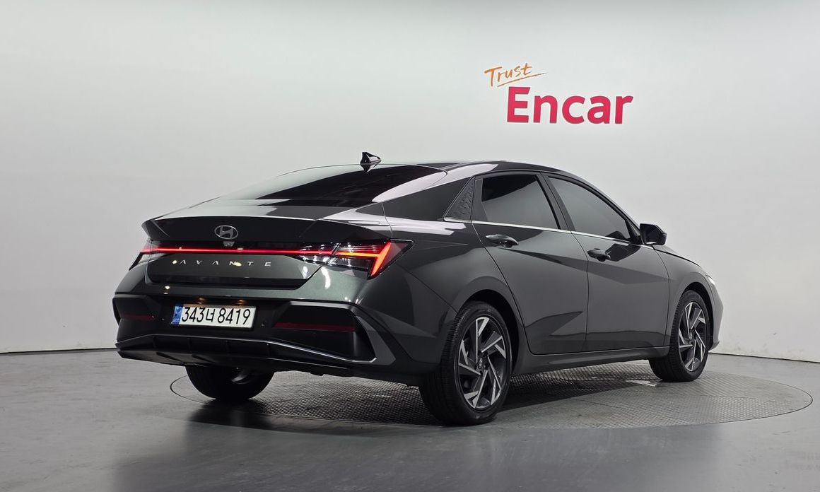 Hyundai AVANTE 2024