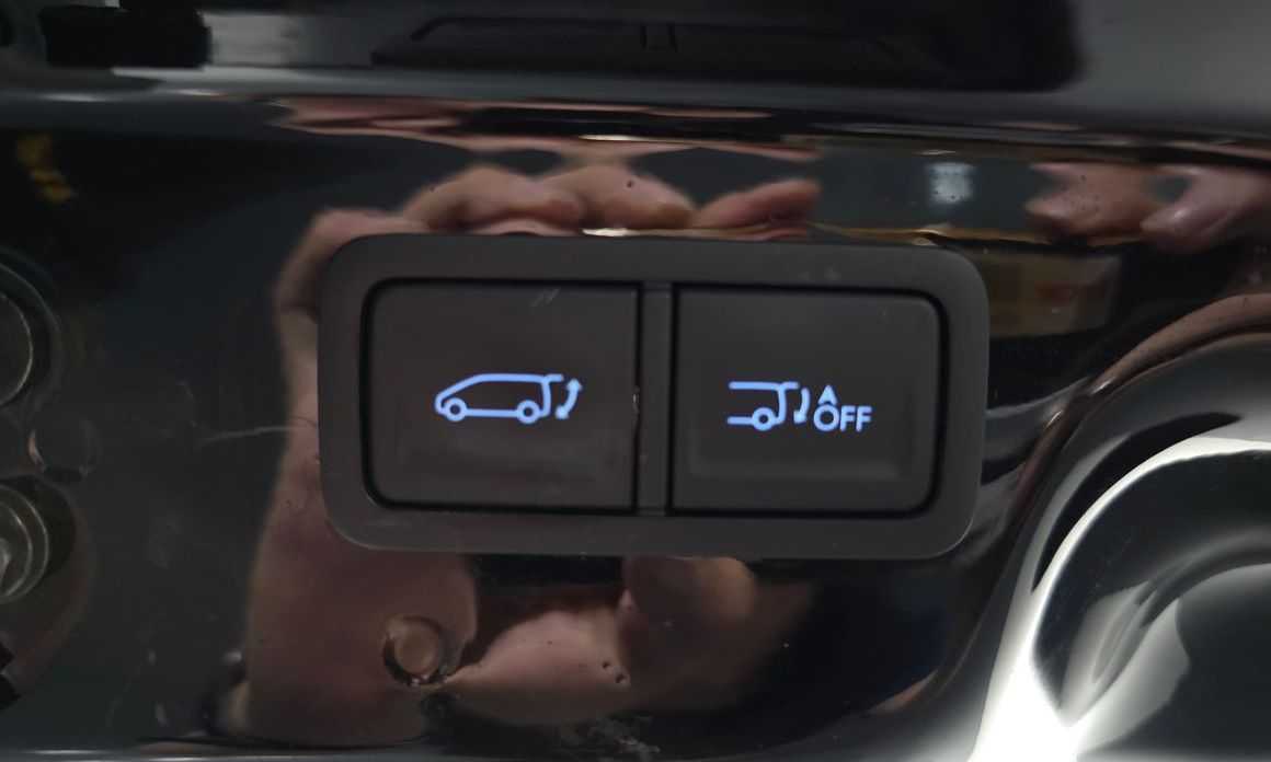 Hyundai Staria 2025