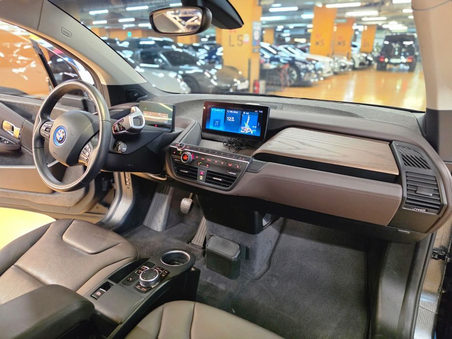 BMW i3 2021