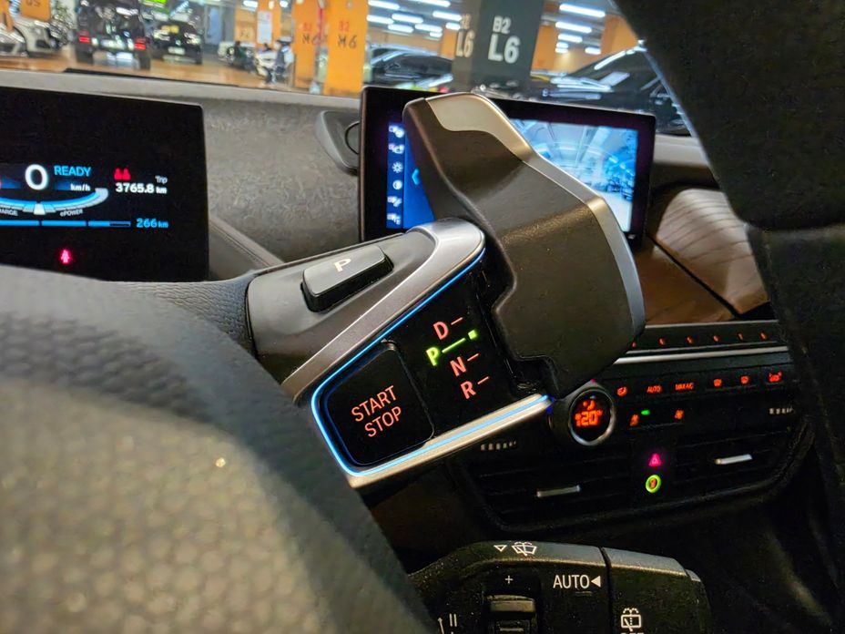 BMW i3 2021