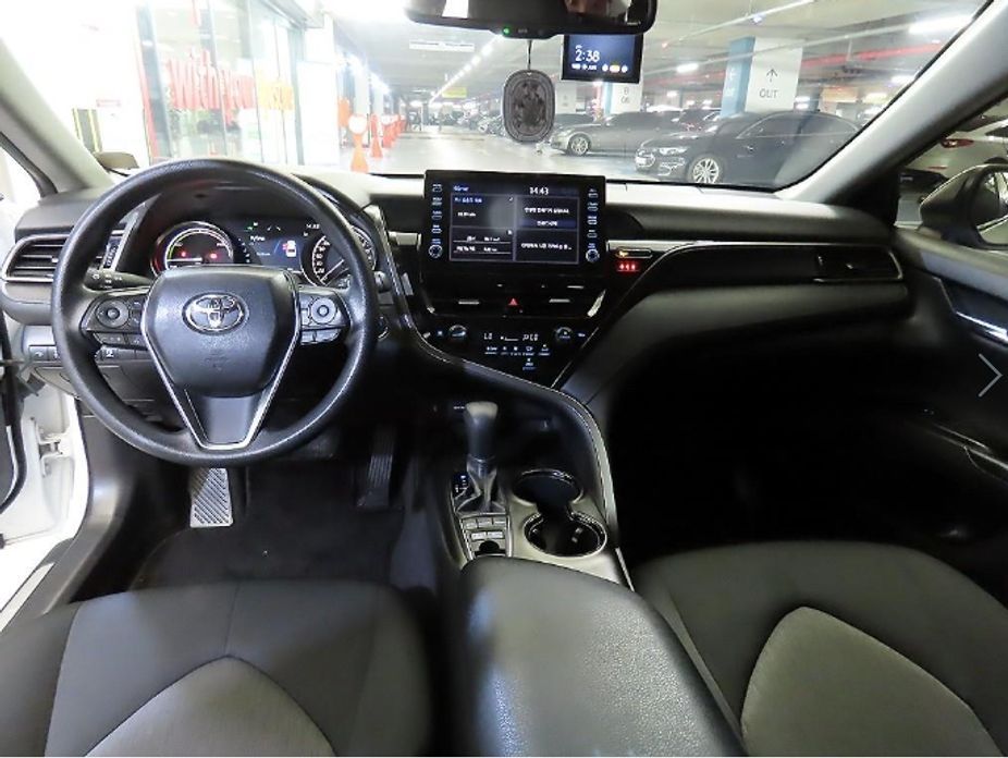 Toyota Camry 2023