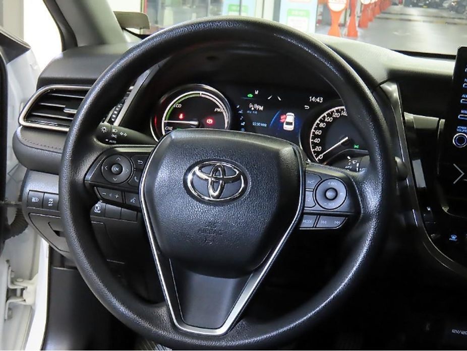 Toyota Camry 2023