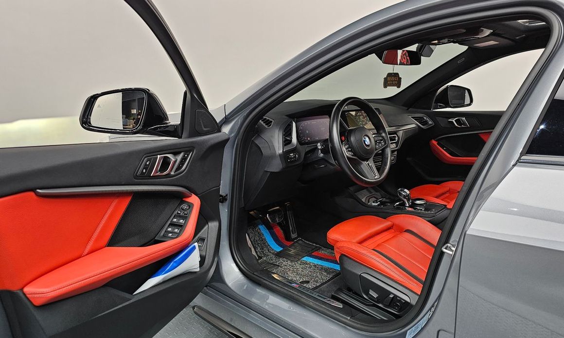 BMW 1-Series 2023