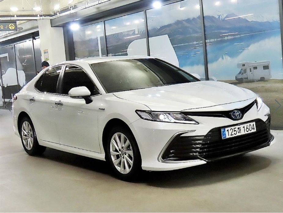 Toyota Camry 2023