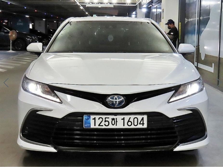 Toyota Camry 2023