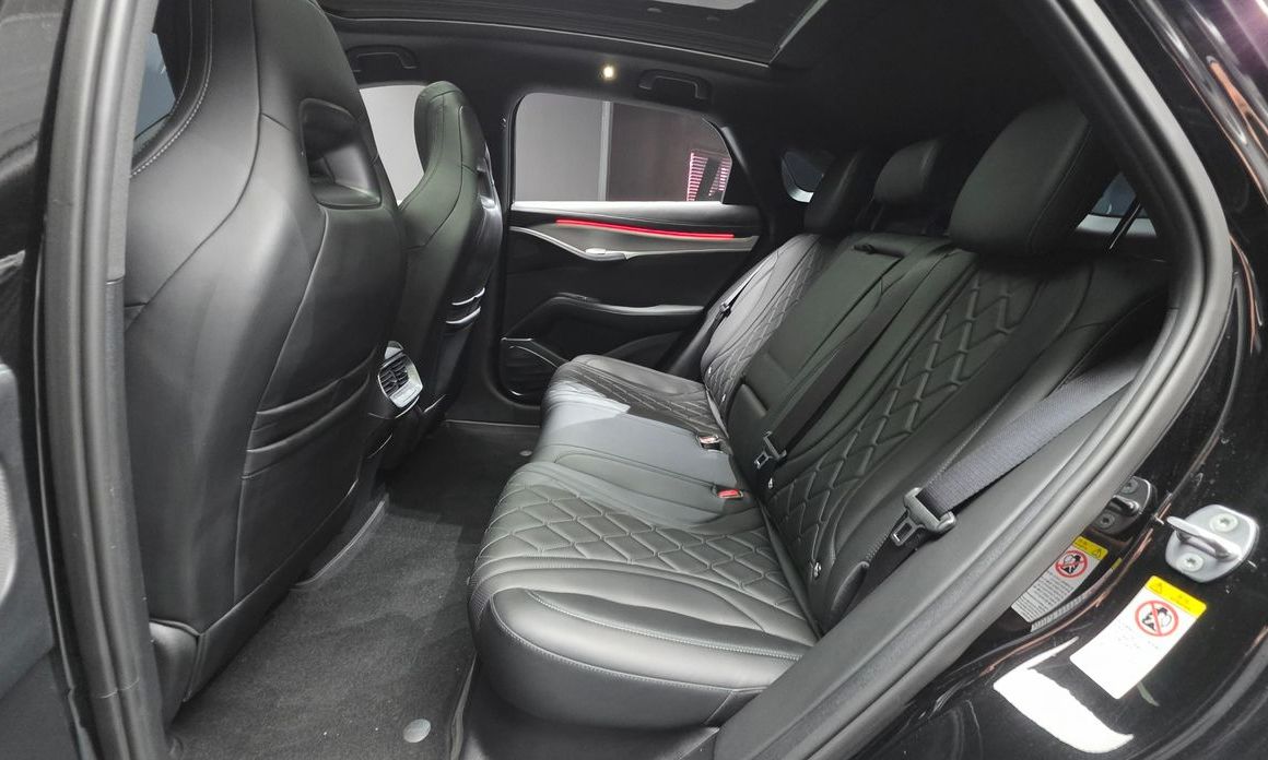 BYD Sealion 7  2026