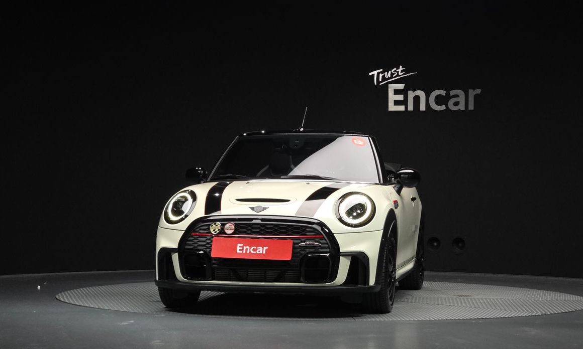 Mini Cooper Convertible 2023