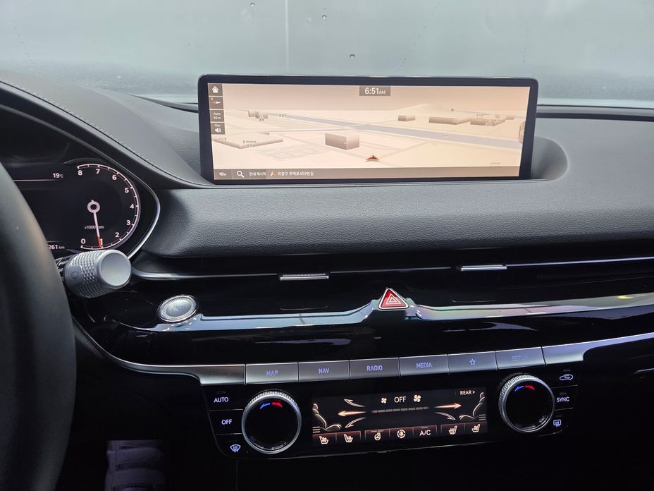 Genesis G80 2023