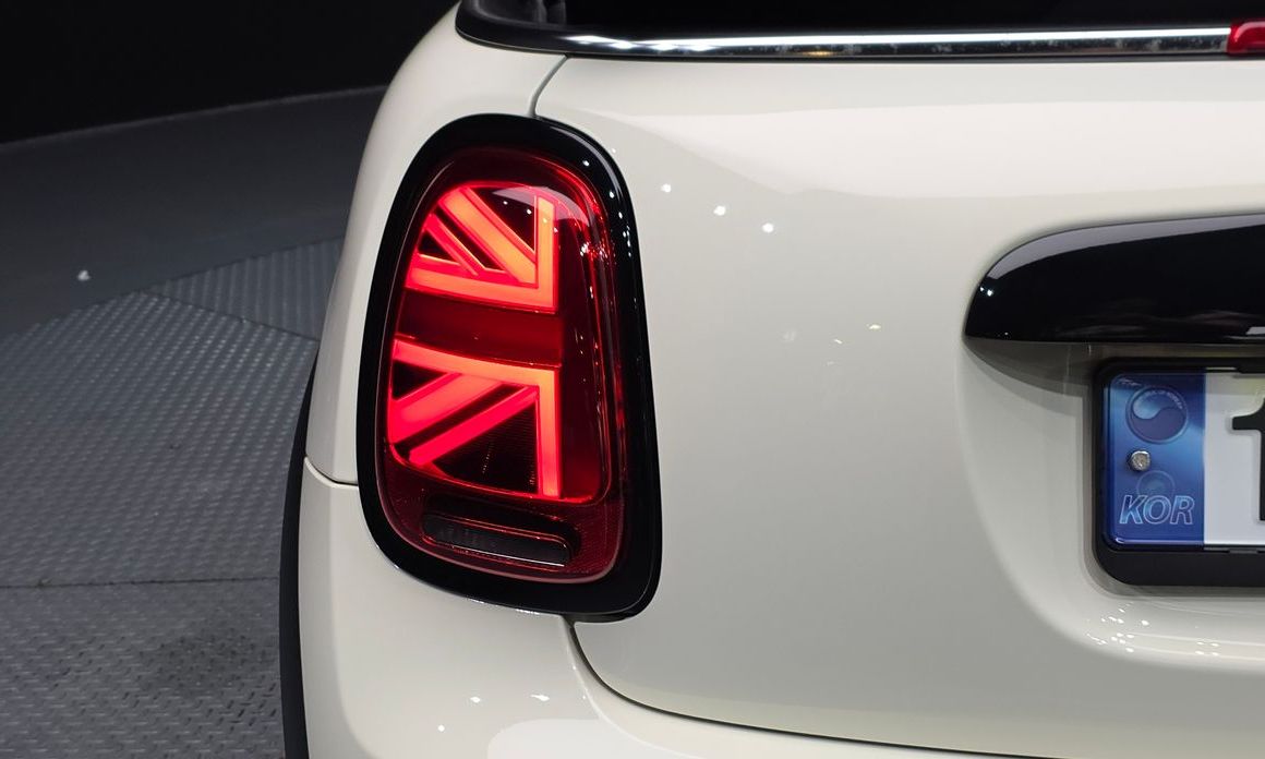 Mini Cooper Convertible 2023