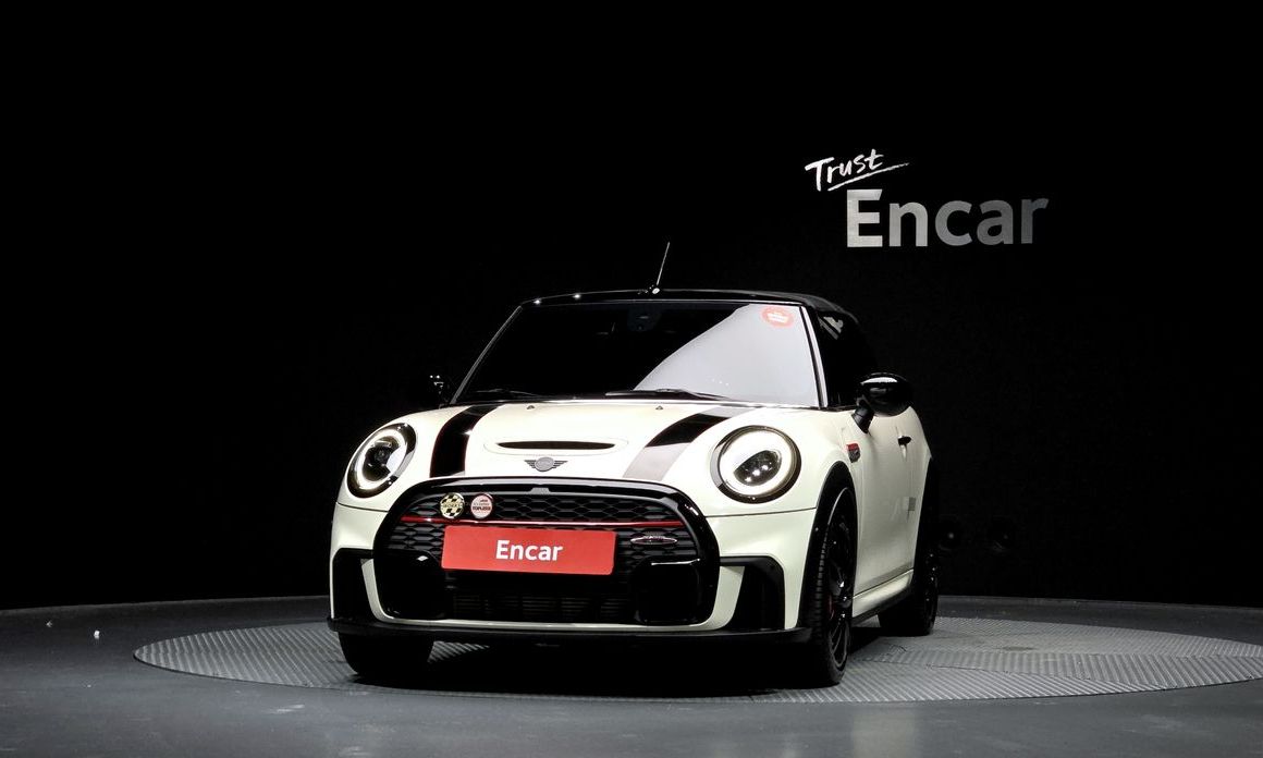 Mini Cooper Convertible 2023