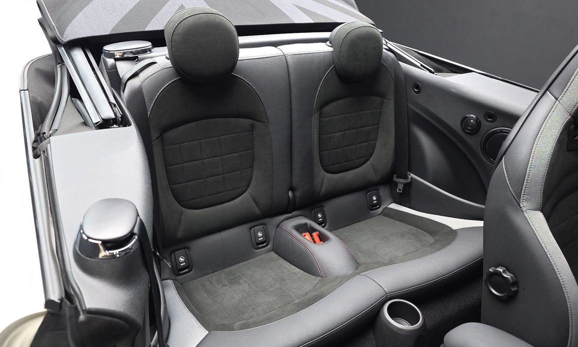 Mini Cooper Convertible 2023