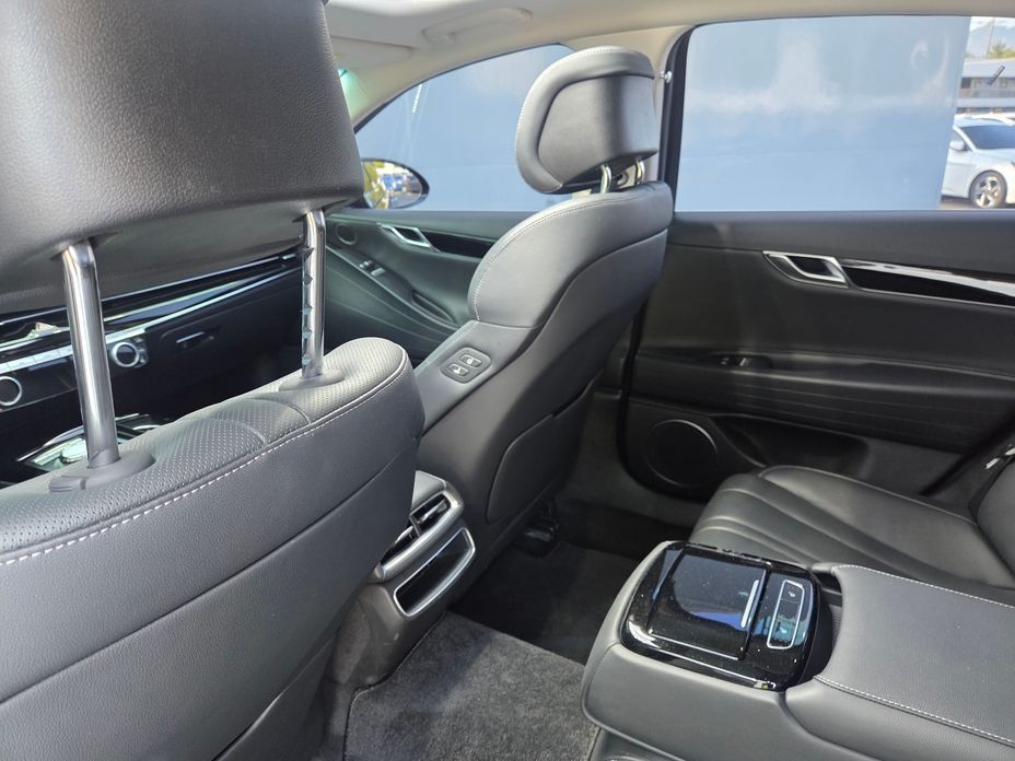 Genesis G80 2023
