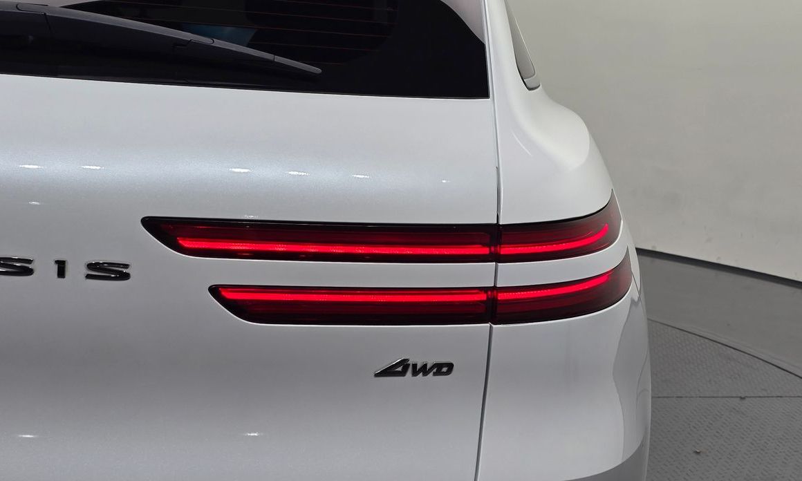 Genesis GV70 2024