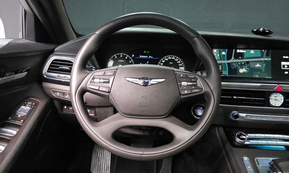 Genesis G90 2021