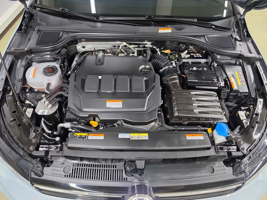 Volkswagen Golf 2025