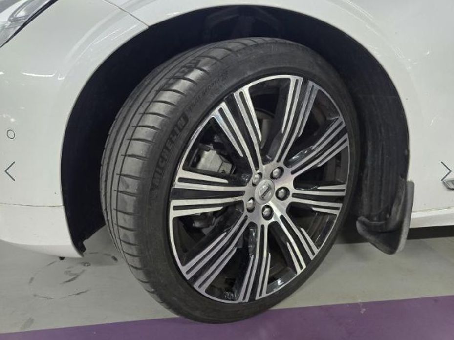 Volvo S90 2023